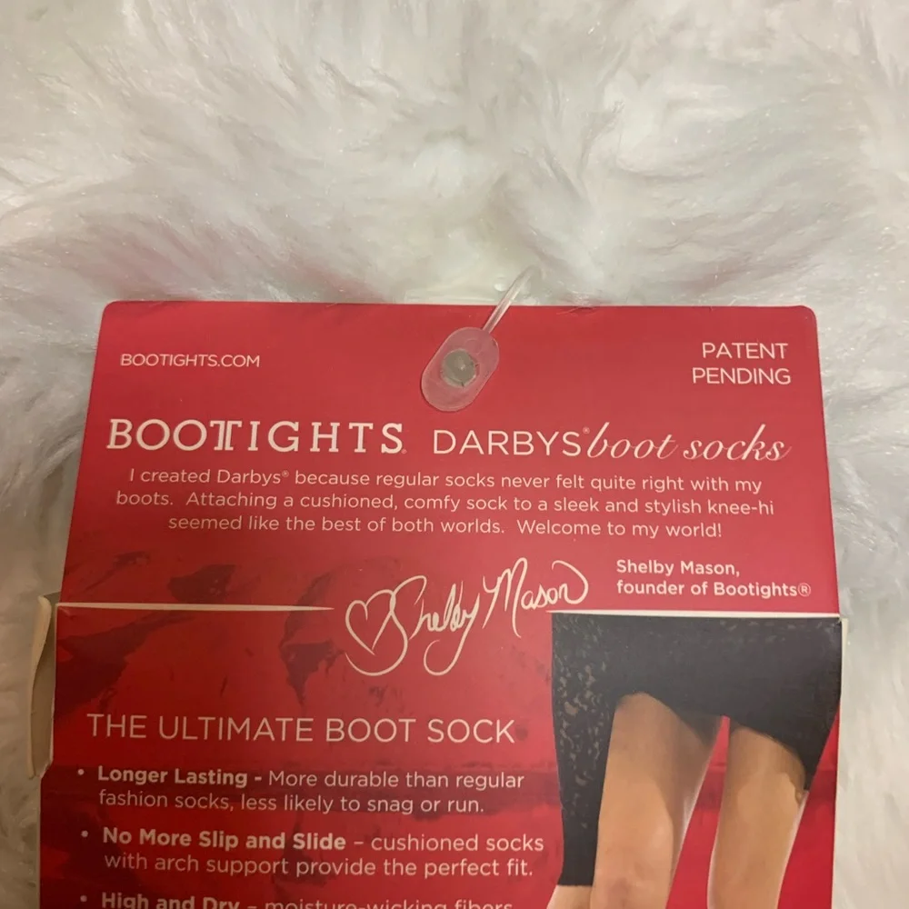 DARBYS ladies Nylon Spandex Black knee high Boot Socks NWT  size 5 - 10 1/2